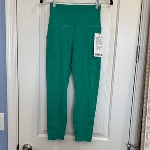 BNWT Align High Rise Legging with pockets 25” size 6 in Maldives Green